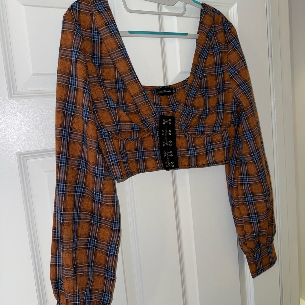 PrettyLittleThing Orange and Blue Puff Sleeve Crop Blouse